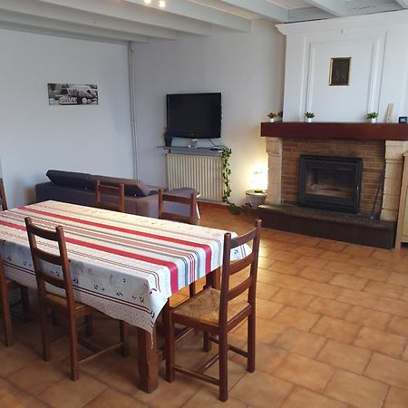 Maison 2 Chambres Au Calme Saint-Bonnet-sur-Gironde Dış mekan fotoğraf