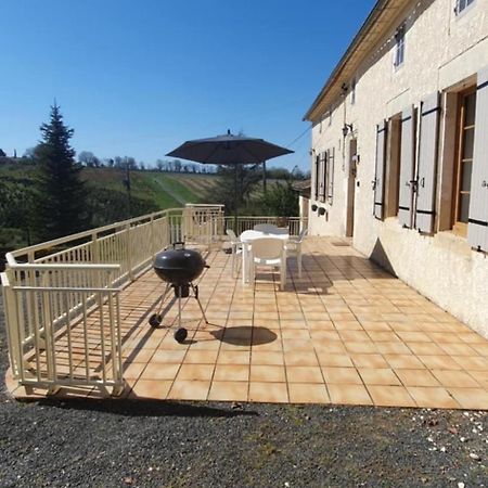 Maison 2 Chambres Au Calme Saint-Bonnet-sur-Gironde Dış mekan fotoğraf